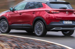 OPEL GRANDLAND X