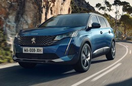 PEUGEOT 5008