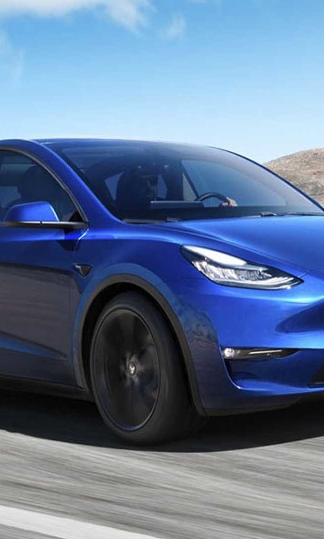 TESLA MODEL Y