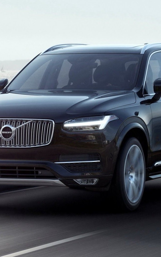 VOLVO XC90